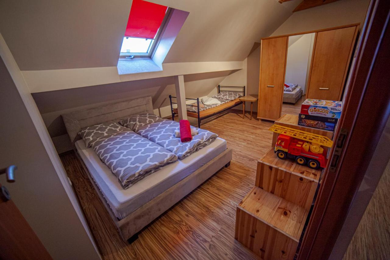 Apartamenty Przy Gorskich Rzekach Nowy Targ Exteriör bild